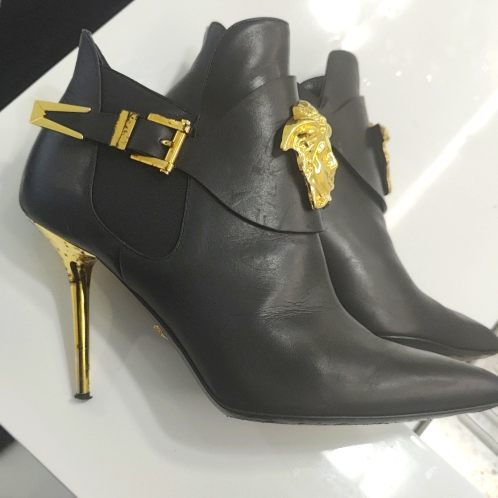 Versace Black 39 booties